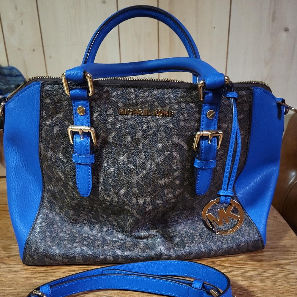 Michael Kors Signature Royal Blue